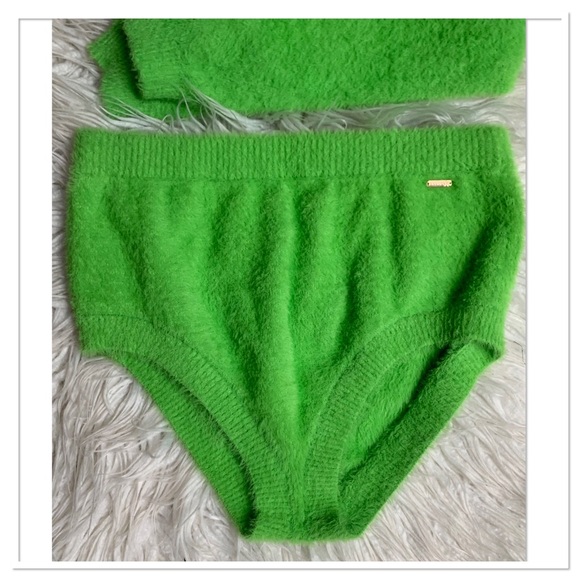 Savage x Fenty Fluff It Up Fuzzy Top And Bottoms Set Green Size Medium - Picture 8 of 10